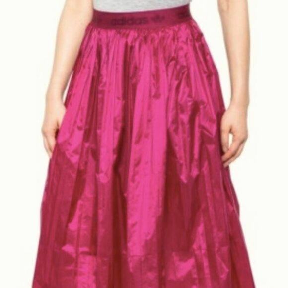 Adidas Metallic Pleated Skirt berry M - Picture 2 of 7